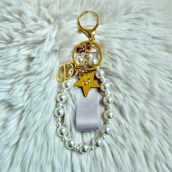 Dior Key Chain - Picture 5 of 6